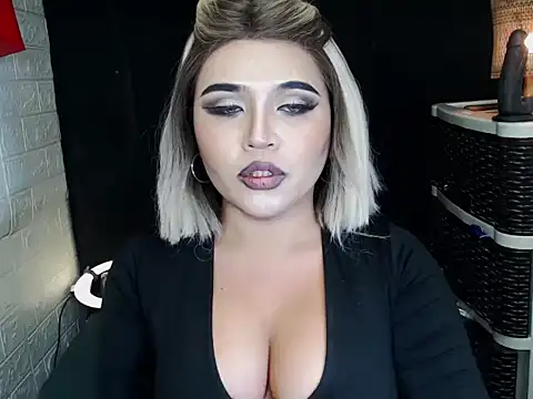 sexyselfsuckerts live sex cam