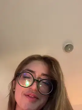 SweetJennaa live sex cam