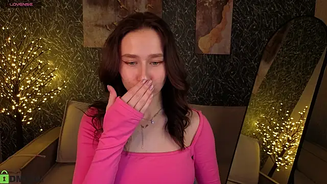 _Kiki_angel_'s cam snapshot