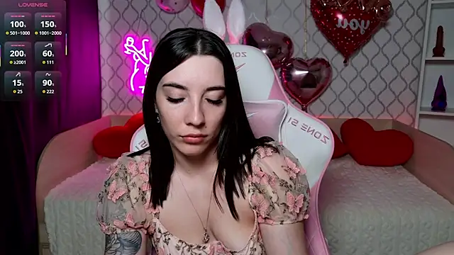 Curious_Lily's cam snapshot