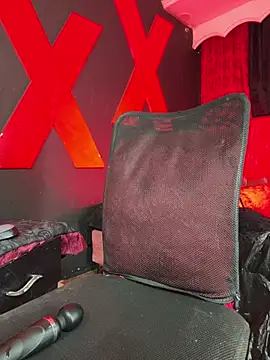 abrilbigcock live sex cam