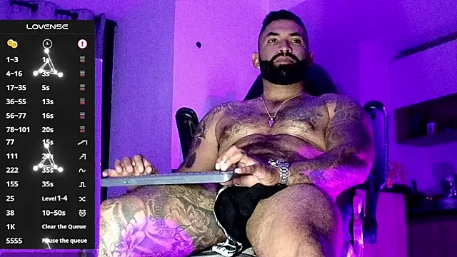 Max-prada live sex cam