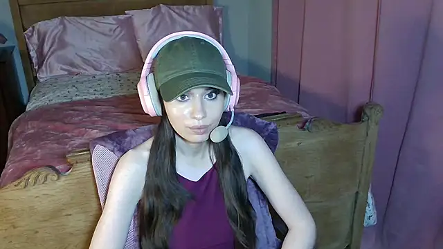 alisonfields's cam snapshot