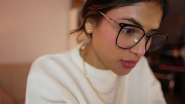 SaraParisi's cam snapshot