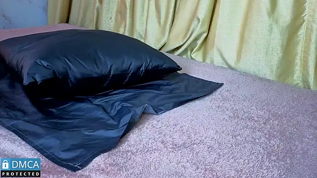 ahsly_Zam's cam snapshot