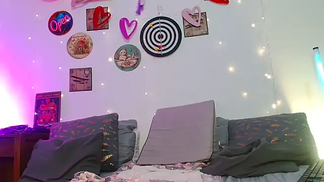 Catamilf77's cam snapshot