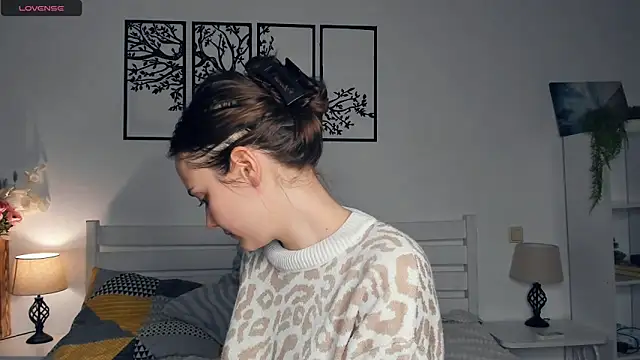 MalvinaTrafford's cam snapshot