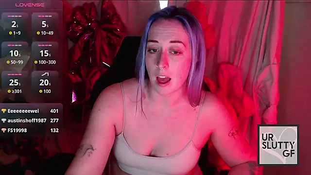 ursluttygf's cam snapshot