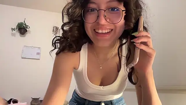 Alicatcua_ live sex cam