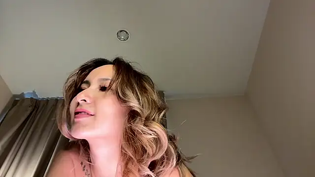 Natasha_babygirl1 live sex cam