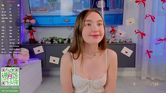 ElfredaTupy's cam snapshot