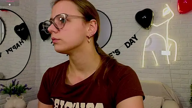 Wendy_D0ll's cam snapshot