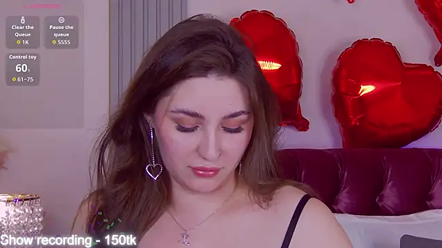 KiraBarlows live sex cam