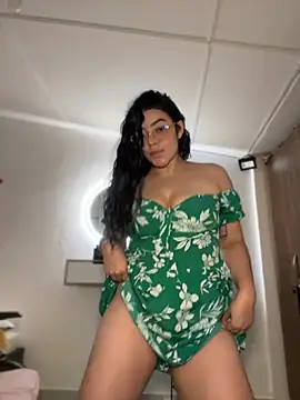 Lia_flowers live sex cam