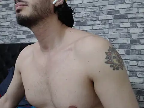 MrTyler667's cam snapshot