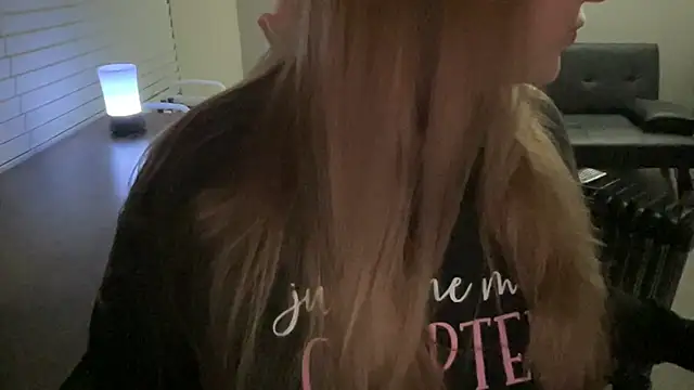 MollyJenson's cam snapshot