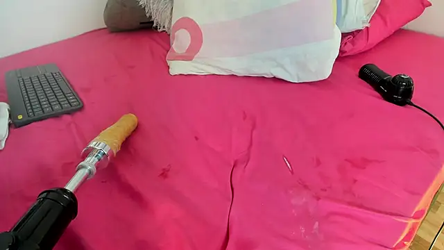 MiaEvans0's cam snapshot