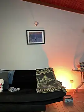 AlekBlake_'s cam snapshot