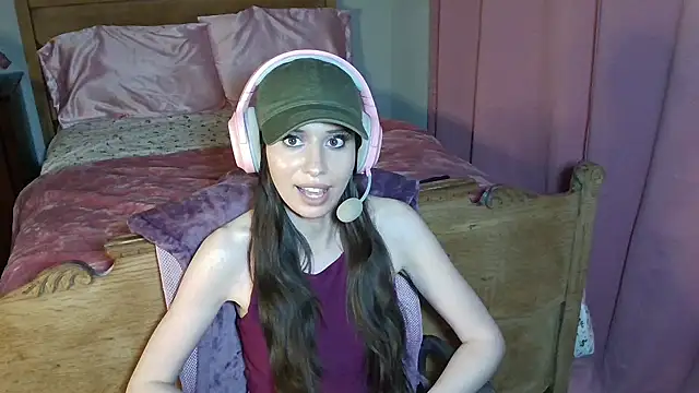 alisonfields's cam snapshot