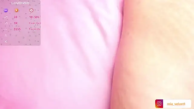 MiaVelveett's cam snapshot