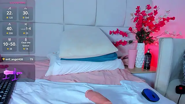 ThailyMaisson live sex cam