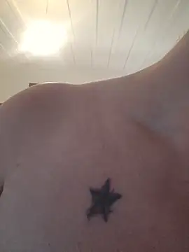 PinkTheHawk live sex cam