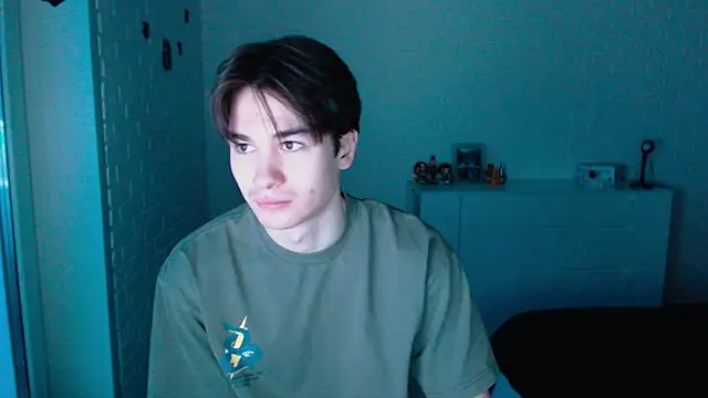 MarkusDean live sex cam