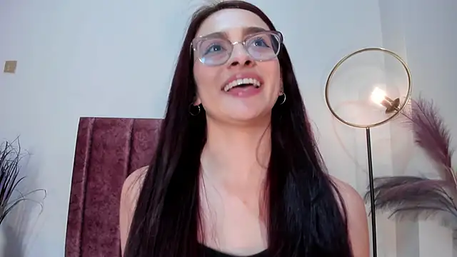 AndraCyruss's cam snapshot