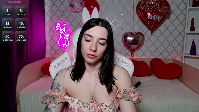 Curious_Lily's cam snapshot