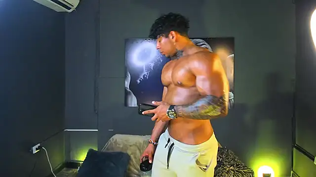 bradley_smith live sex cam