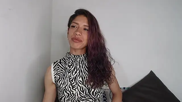 astrid_miller_1's cam snapshot