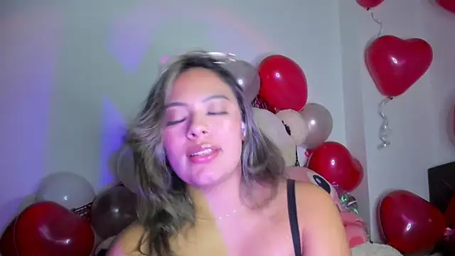 Kylievoos's cam snapshot