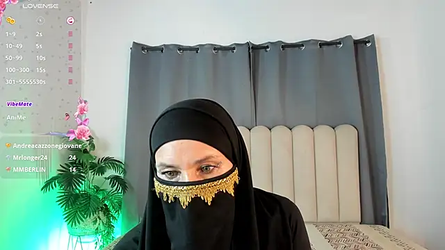 Latifa_ali's cam snapshot