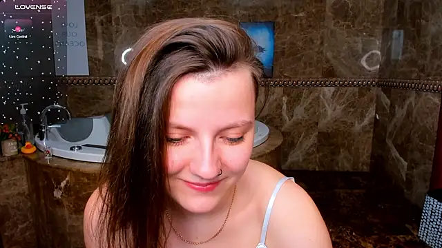 MelindaTin's cam snapshot