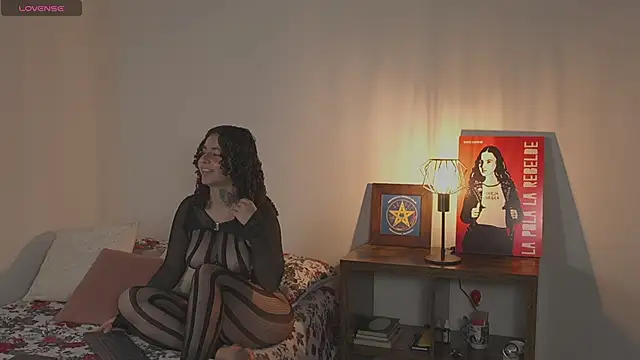 Estefania_Velez's cam snapshot