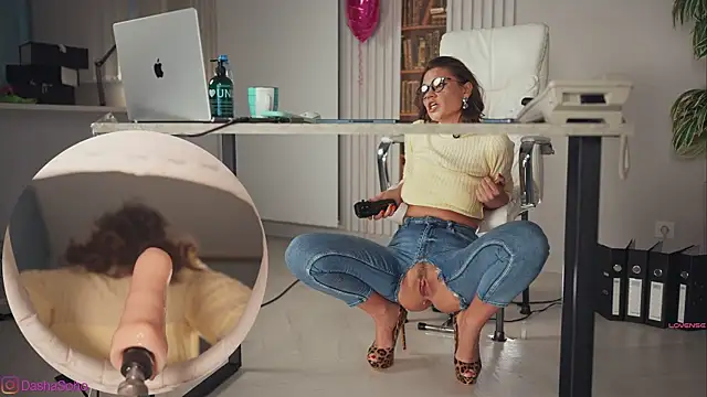 art_porno's cam snapshot