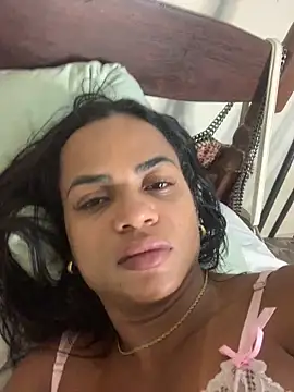 gatadaacademia's cam snapshot