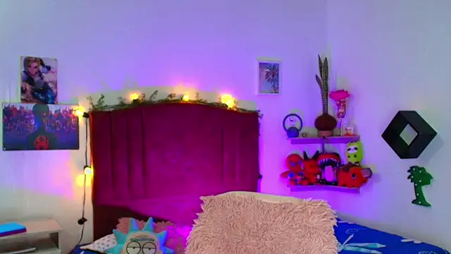 alisson_zafiro_'s cam snapshot