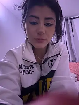 fiorella_paris live sex cam