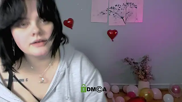 lika_pop's cam snapshot