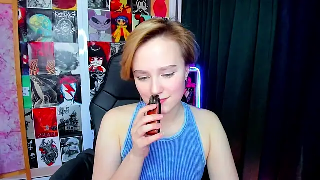 Ellie_Heavenly's cam snapshot