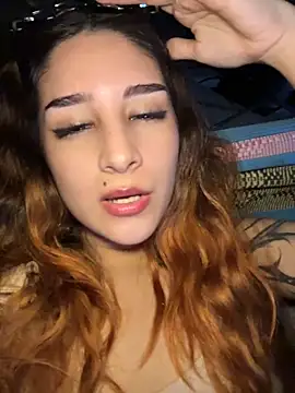 Mon_Cherry's cam snapshot