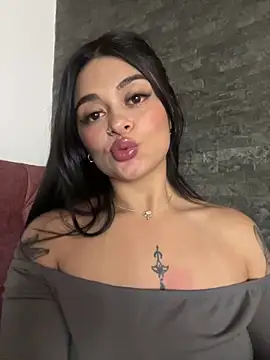 Saray_charmante's cam snapshot