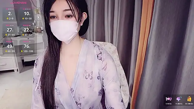 NolanMia live sex cam