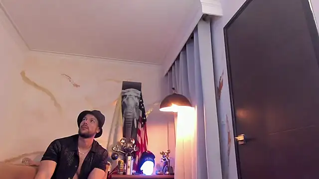 bakersboyssexys's cam snapshot