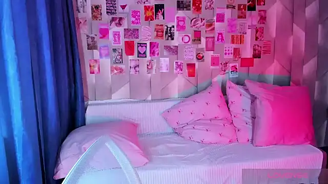 Alanna_Pow's cam snapshot