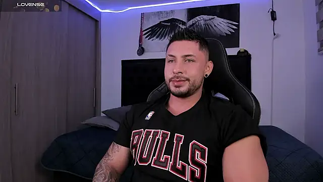 santi_aesthetic's cam snapshot