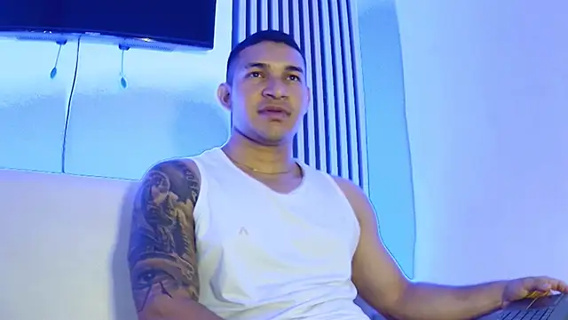 venedic_bull's cam snapshot