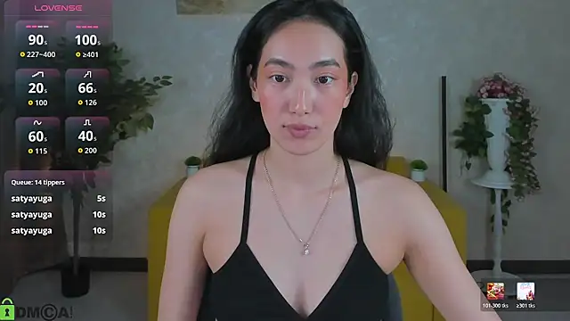 FlirtyAura's cam snapshot