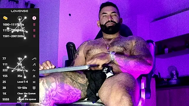 Max-prada live sex cam